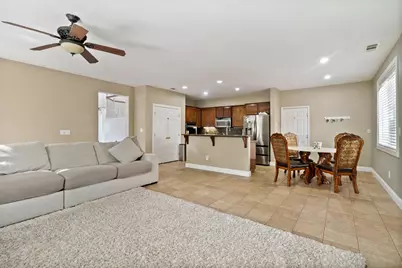 432 Meadow Creek Drive, Patterson, CA 95363 - Photo 18