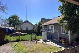 1554 S San Joaquin St, Stockton, CA 95206 - Photo 12