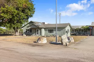 16682 S Steinegul Rd, Escalon, CA 95320 - Photo 4