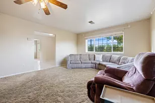 16682 S Steinegul Rd, Escalon, CA 95320 - Photo 14