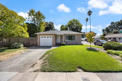 1400 London Street, Sacramento, CA 95822 - Photo 1