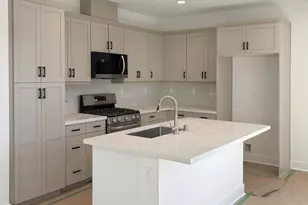 2917 Brentridge St, Lathrop, CA 95330 - Photo 2