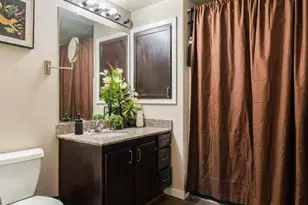 4200 E Commerce Way, Sacramento, CA 95834 - Photo 8