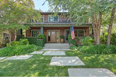 1709 37th Street, Sacramento, CA 95816 - Photo 1