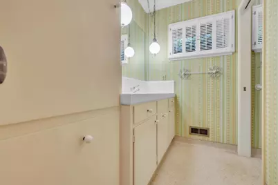 61 Saratoga Circle, Sacramento, CA 95864 - Photo 32