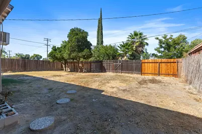809 Carrigan Avenue, Modesto, CA 95350 - Photo 18