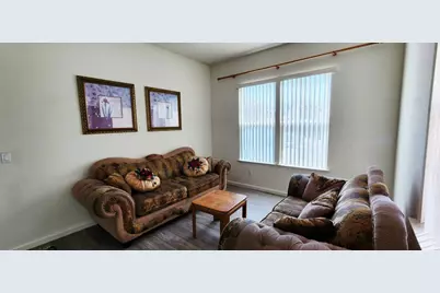 8669 Banton Circle, Elk Grove, CA 95624 - Photo 8
