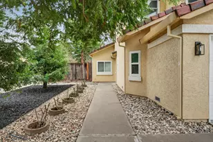 8304 Oakenshield Cir, Antelope, CA 95843 - Photo 2