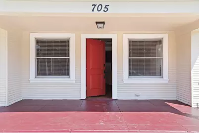 705 W Elm Street, Stockton, CA 95204 - Photo 4