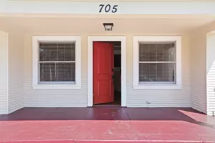 705 W Elm St, Stockton, CA 95204 - Photo 4