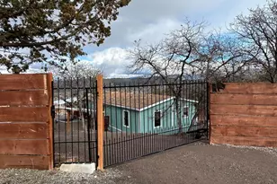 12230 Ponderosaa, Hornbrook, CA 96944 - Photo 16