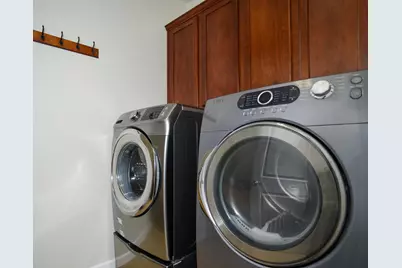 7828 Barnsley Way, Elk Grove, CA 95757 - Photo 16