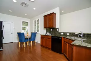 7828 Barnsley Way, Elk Grove, CA 95757 - Photo 8