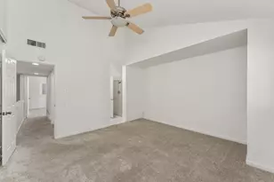 709 Woodside Ln E, Sacramento, CA 95825 - Photo 26