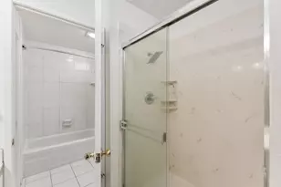 709 Woodside Ln E, Sacramento, CA 95825 - Photo 24