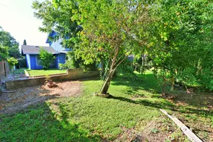 8831 Liscarney Way, Sacramento, CA 95828 - Photo 62