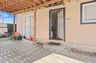 2436 Connie Dr, Sacramento, CA 95815 - Photo 6