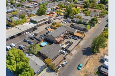 2436 Connie Drive, Sacramento, CA 95815 - Photo 10