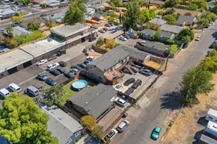 2436 Connie Dr, Sacramento, CA 95815 - Photo 10