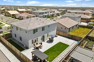 10037 Mount Hood Dr, Stockton, CA 95219 - Photo 4