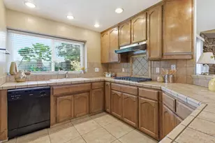 836 Foxfire Dr, Manteca, CA 95337 - Photo 16