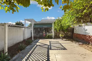 1129 E Alameda St, Manteca, CA 95336 - Photo 8