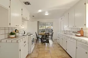 1129 E Alameda St, Manteca, CA 95336 - Photo 10