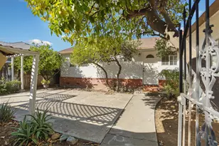 1129 E Alameda St, Manteca, CA 95336 - Photo 6