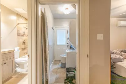 2229 24th Street, Sacramento, CA 95818 - Photo 10