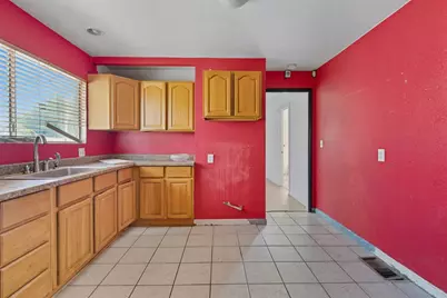 519 W Scotts Avenue, Stockton, CA 95203 - Photo 22