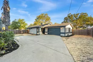 831 Price Ct, Sacramento, CA 95815 - Photo 1