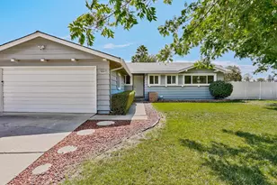 5851 Shenandoah Dr, Sacramento, CA 95841 - Photo 2