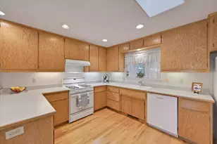 14002 Meadow View Dr, Grass Valley, CA 95945 - Photo 10
