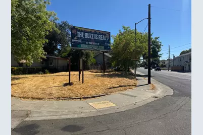 3951 Broadway Street, Sacramento, CA 95817 - Photo 16