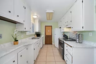 41 W Kavanagh Ave, Tracy, CA 95376 - Photo 6