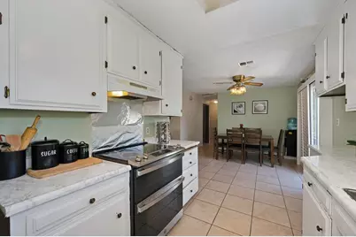 41 W Kavanagh Avenue, Tracy, CA 95376 - Photo 8