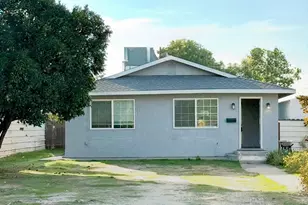 826 1st St, Livingston, CA 95334 - Photo 1