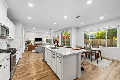 678 Diamond Valley Road, West Sacramento, CA 95605 - Photo 12