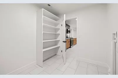 3340 Santa Cruz Way, Sacramento, CA 95817 - Photo 28