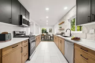 3340 Santa Cruz Wy, Sacramento, CA 95817 - Photo 16