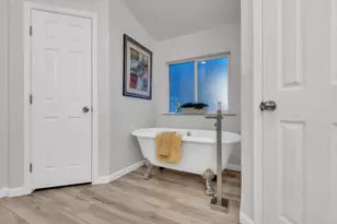 7433 28th St, North Highlands, CA 95660 - Photo 14