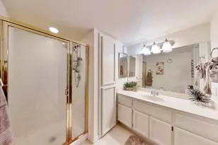 7340 Hamden Pl, Sacramento, CA 95842 - Photo 10