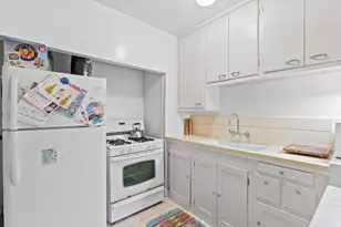 2533 Castro Way, Sacramento, CA 95818 - Photo 12