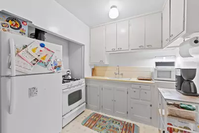 2533 Castro Way, Sacramento, CA 95818 - Photo 14