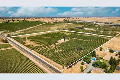 15600 Clements Road, Lodi, CA 95240 - Photo 1