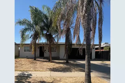 2034 E Acacia Avenue, Fresno, CA 93726 - Photo 1