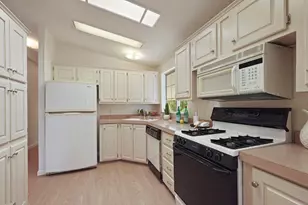 Madera Dr, Lodi, CA 95240 - Photo 12