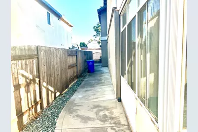 8770 Bottlebrush Court, Elk Grove, CA 95624 - Photo 36