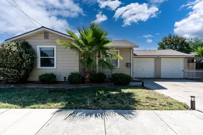 1026 3rd Street, Los Banos, CA 93635 - Photo 1