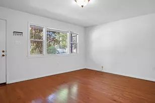 327 22nd St, Sacramento, CA 95816 - Photo 6